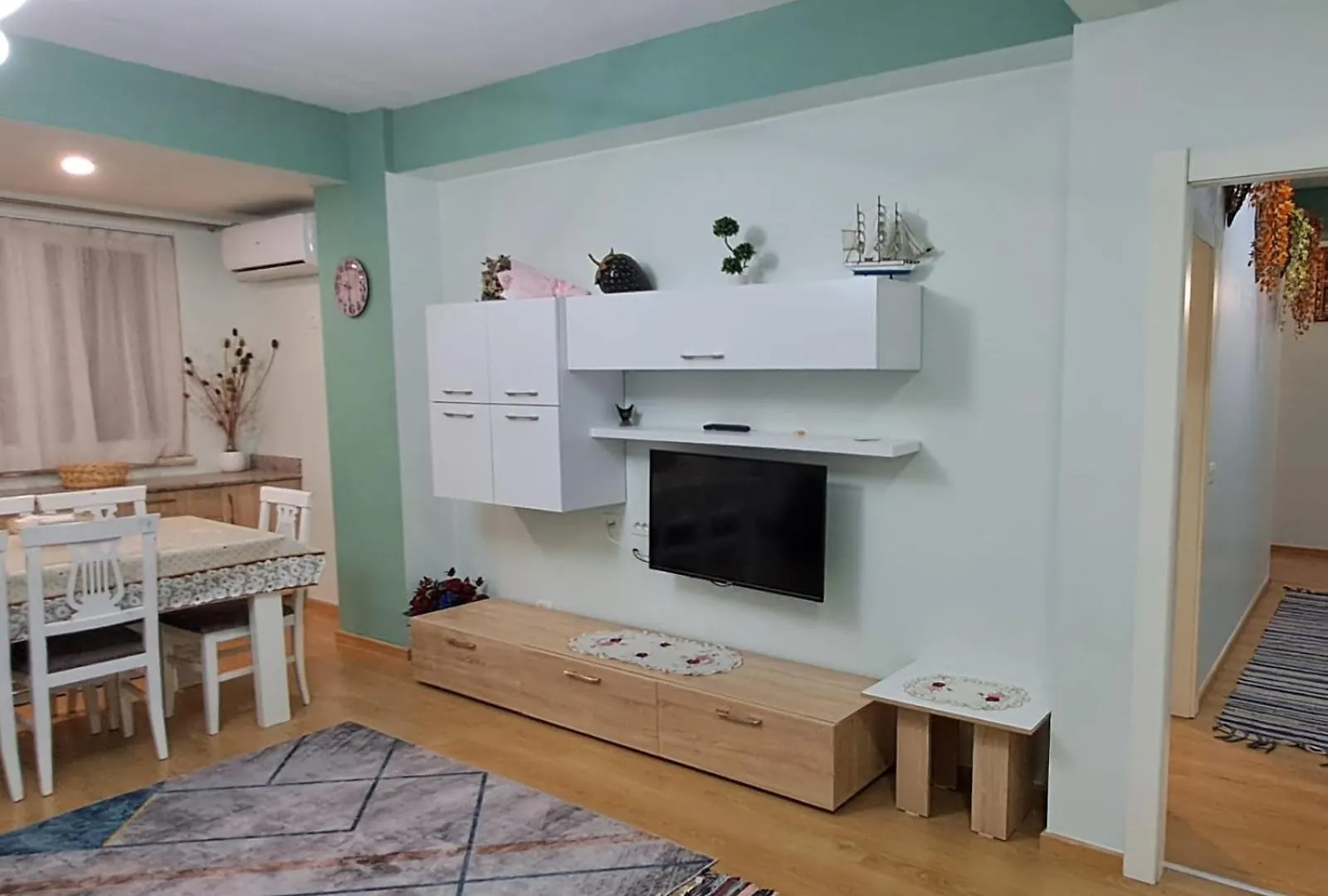 Spacious Urban Nest Τίρανα